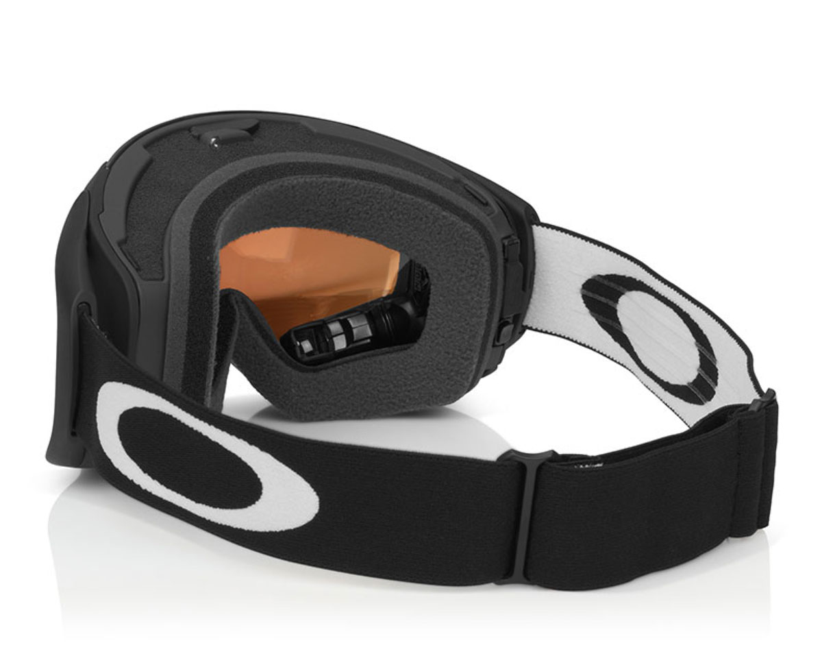 Oakleyair 1.jpg